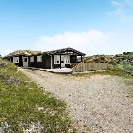 3 Værelses Dejlig Bolig I Feriehus